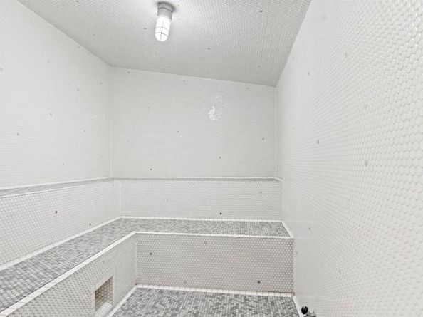 325 7Th Ave 215, San Diego CA 92101