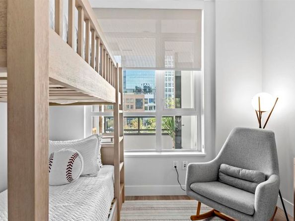 325 7Th Ave 215, San Diego CA 92101