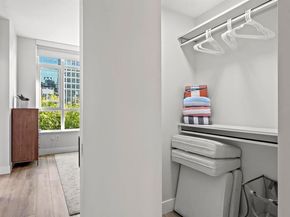 325 7Th Ave 215, San Diego CA 92101