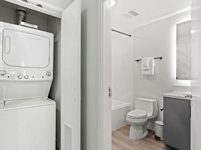 325 7Th Ave 215, San Diego CA 92101