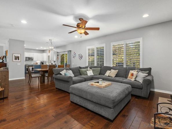 4322 Deer Valley Way, Oceanside CA 92057