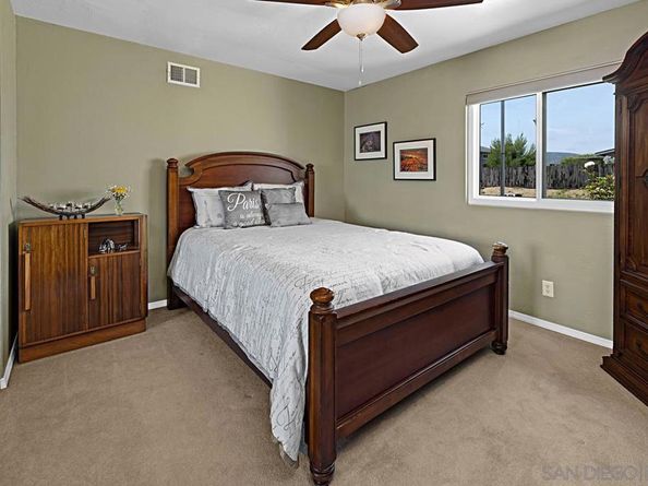 8427 Amino Dr, Santee CA 92071