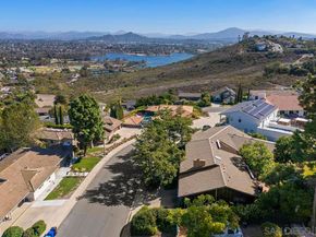 6346 Ridge Manor Avenue, San Diego CA 92120
