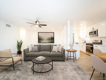 1306 W San Ysidro Blvd