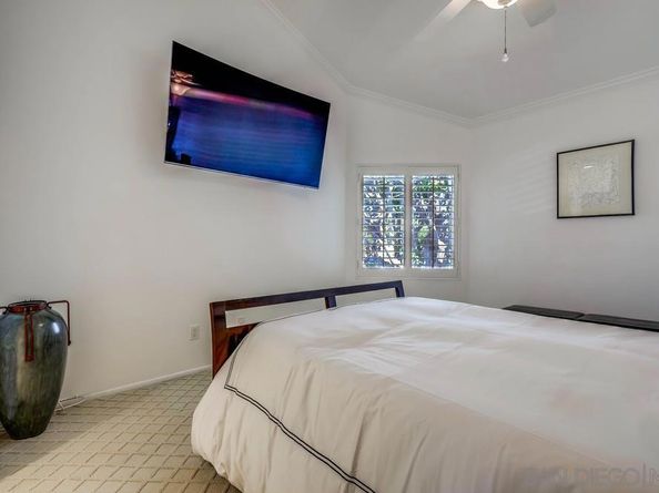 220 Lemon Grove, Irvine CA 92618