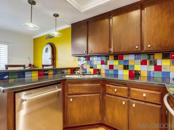 220 Lemon Grove, Irvine CA 92618