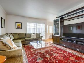 220 Lemon Grove, Irvine CA 92618