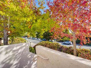 8430 Via Sonoma 49, La Jolla CA 92037