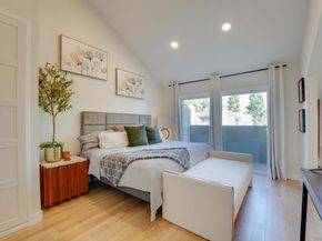 8430 Via Sonoma 49, La Jolla CA 92037