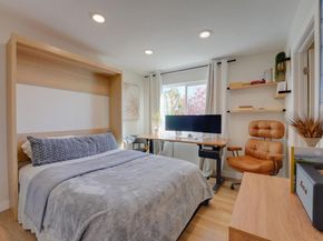 8430 Via Sonoma 49, La Jolla CA 92037