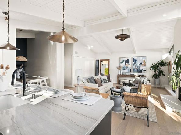 2526 Aster St, San Diego CA 92109