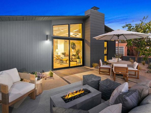 2526 Aster St, San Diego CA 92109