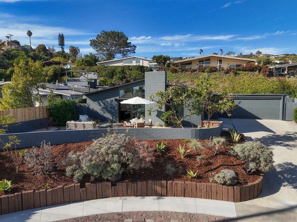 2526 Aster St, San Diego CA 92109