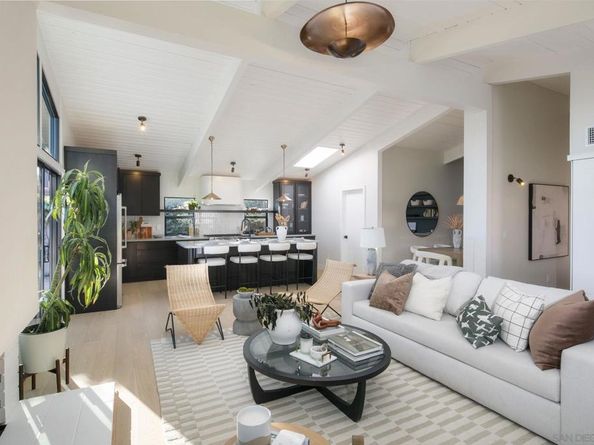 2526 Aster St, San Diego CA 92109