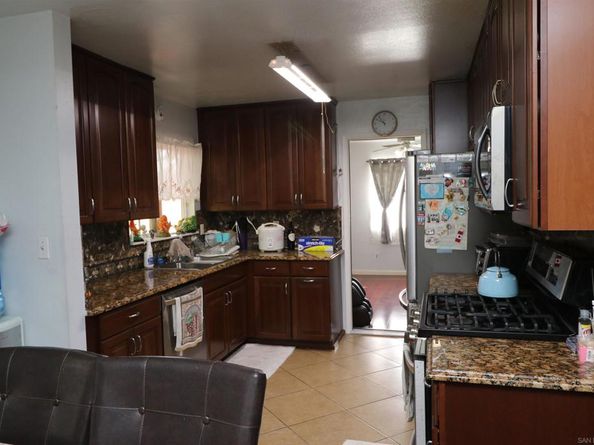 2321 Cardinal Dr, San Diego CA 92123