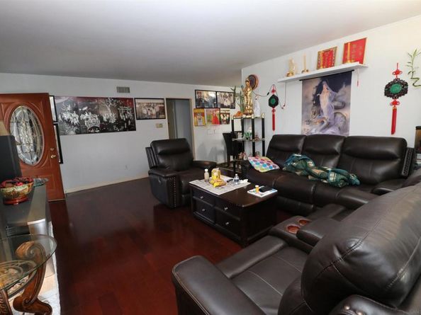 2321 Cardinal Dr, San Diego CA 92123