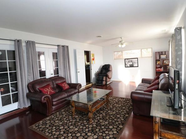 2321 Cardinal Dr, San Diego CA 92123