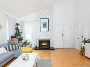 7404 Carlina St, Carlsbad CA 92009
