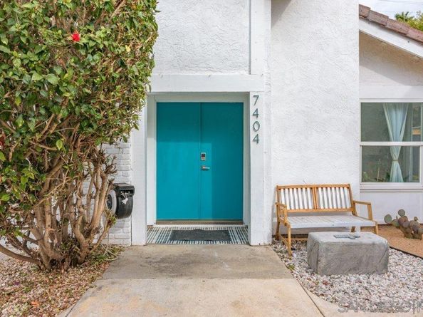 7404 Carlina St, Carlsbad CA 92009
