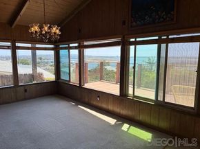 3154 Lloyd St, San Diego CA 92117