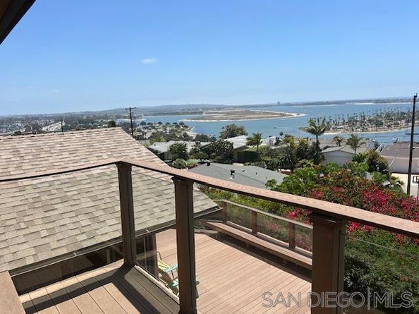 3154 Lloyd St, San Diego CA 92117