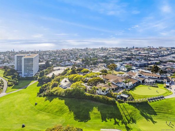 1001 Genter St 2H, La Jolla CA 92037