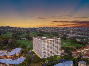 1001 Genter St 2H, La Jolla CA 92037