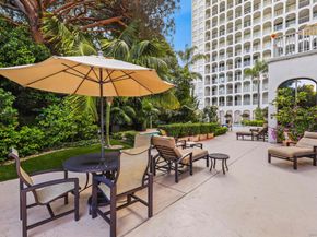 1001 Genter St 2H, La Jolla CA 92037