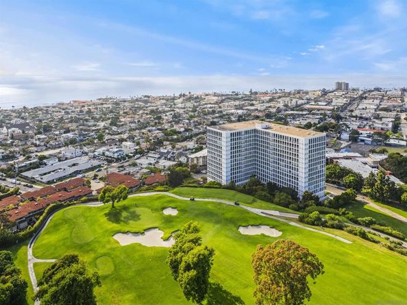 1001 Genter St 2H, La Jolla CA 92037