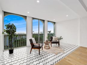 1001 Genter St 2H, La Jolla CA 92037