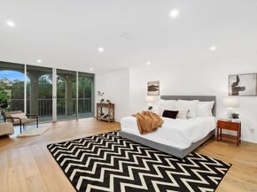 1001 Genter St 2H, La Jolla CA 92037