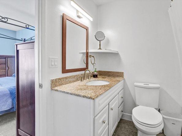 5696 Caminito Roberto, San Diego CA 92111