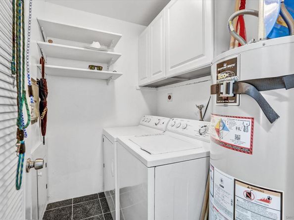 5696 Caminito Roberto, San Diego CA 92111