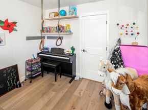5341 Linda Way, La Jolla CA 92037