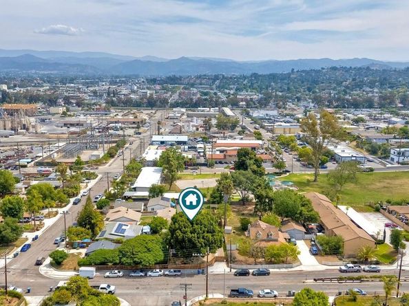 308 S Tulip St, Escondido CA 92025