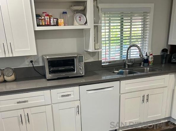 308 S Tulip St, Escondido CA 92025