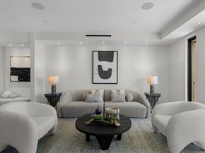 242 Playa Del Norte St, La Jolla CA 92037