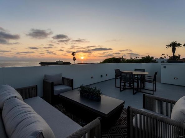 242 Playa Del Norte St, La Jolla CA 92037