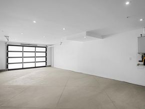 242 Playa Del Norte St, La Jolla CA 92037