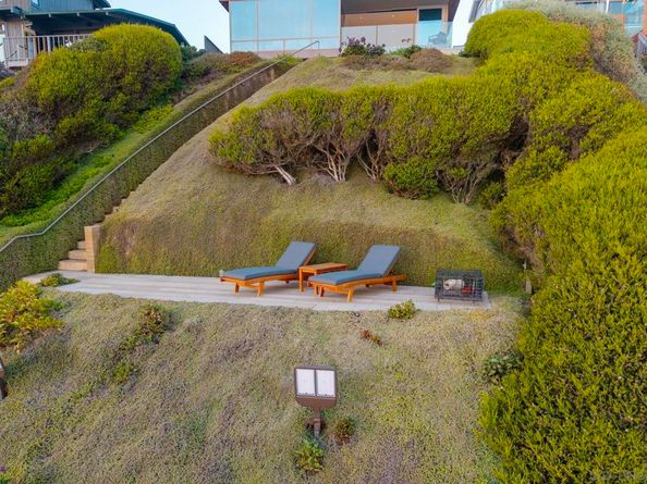 1230 Neptune Ave, Encinitas CA 92024