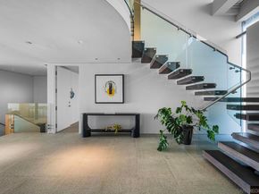 1230 Neptune Ave, Encinitas CA 92024