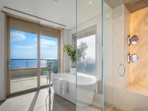 1230 Neptune Ave, Encinitas CA 92024