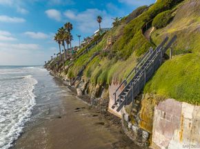 1230 Neptune Ave, Encinitas CA 92024