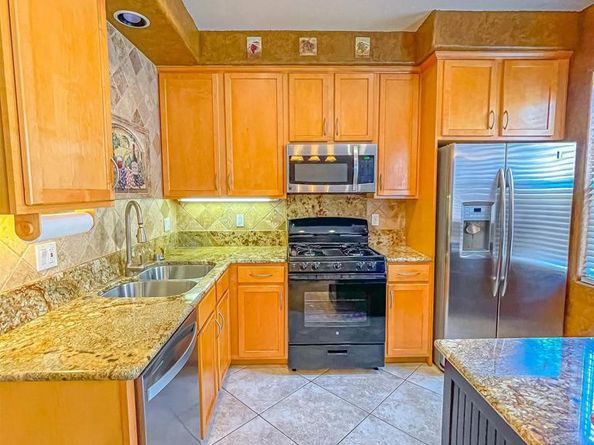 7613 Family Cir, San Diego CA 92111