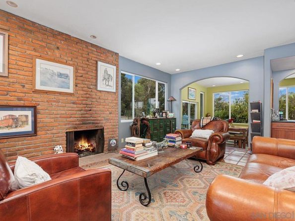 2238 Oceanview Rd, Oceanside CA 92056