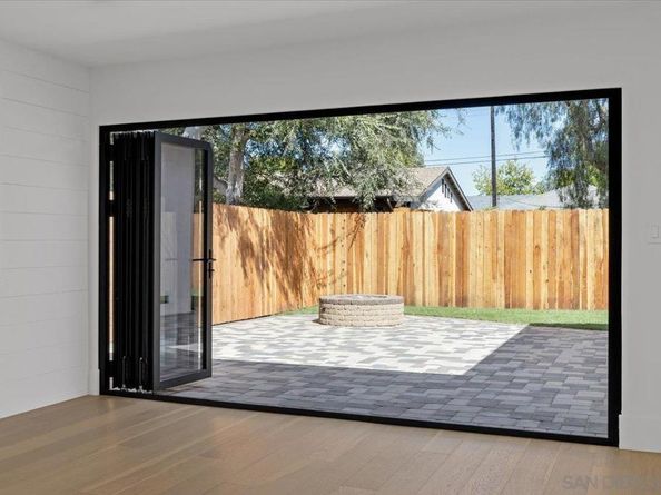 5027 E Mountain View Dr, San Diego CA 92116
