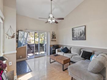 225 W El Norte Parkway