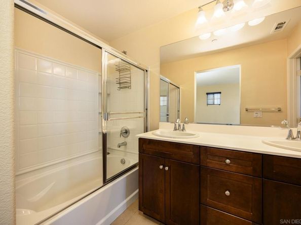 1110 Calabria St, Santee CA 92071
