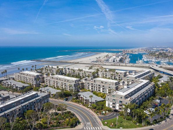 999 N Pacific St C3, Oceanside CA 92054