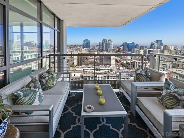 645 Front St 2004, San Diego CA 92101